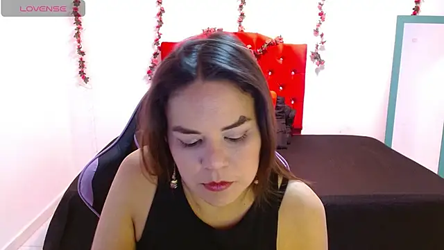 isabella16092020 online show from 04/16/26, 03:02