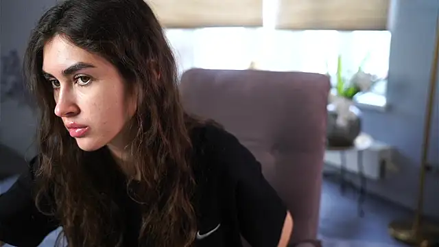 ColleenMaren online show from 04/23/26, 04:03