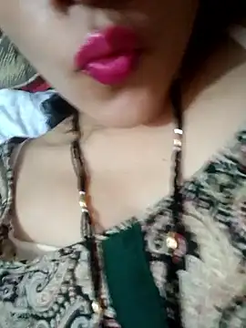 Snapshot of Sexy_Hena_69 chatting on 05/03/26, 05:41 Sexy Hena 69 online show from 05/03/26, 05:41