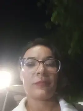 Snapshot of LunaArias chatting on 06/27/26, 02:38 LunaArias online show from 06/27/26, 02:38