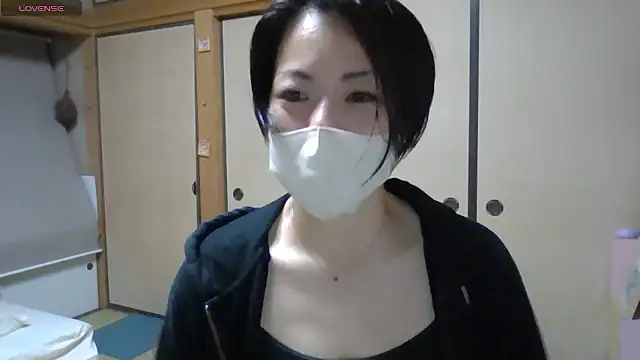 Snapshot of rin2432 chatting on 05/07/26, 02:33 rin2432 online show from 05/07/26, 02:33