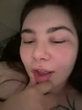 Snapshot of Carol_JuicyNips chatting on 07/01/26, 11:23 Carol JuicyNips online show from 07/01/26, 11:23