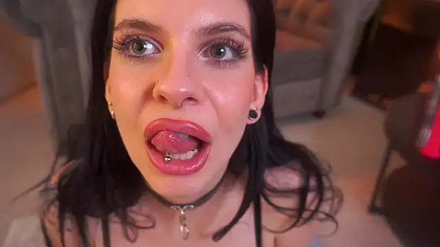 LylithMoon online show from 04/21/26, 01:42