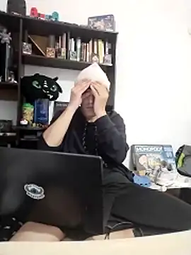 AoA-BoyStudent online show from 04/25/26, 12:57