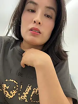 Snapshot of Faye-baby chatting on 07/28/26, 07:48 Faye-baby online show from 07/28/26, 07:48