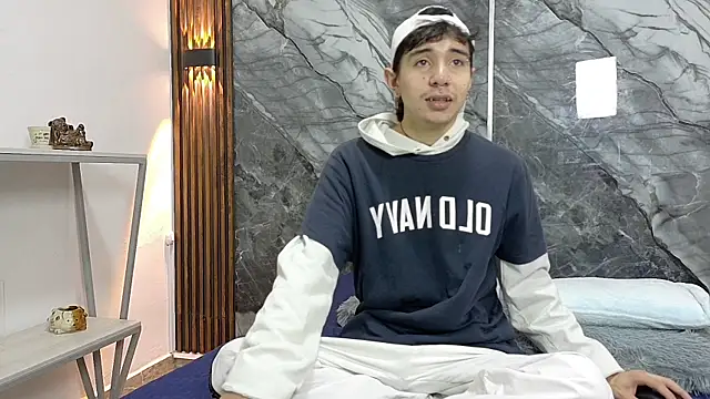 Snapshot of NoahWalker__ chatting on 07/23/26, 11:08 NoahWalker online show from 07/23/26, 11:08