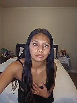 SweetieFox  online show from 05/01/26, 05:28