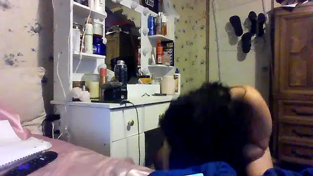 gagqueen2026 online show from 04/24/26, 03:36