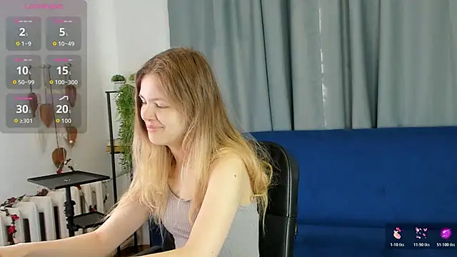 Glitch Doll online show from 04/22/26, 05:10