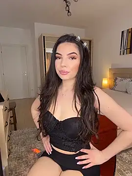 CandyElla  online show from 04/28/26, 07:02