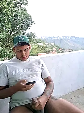 Snapshot of Saul_88 chatting on 06/05/26, 10:54 Saul 88 online show from 06/05/26, 10:54