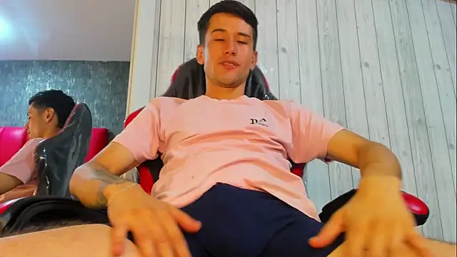 king mag online show from 04/24/26, 03:42