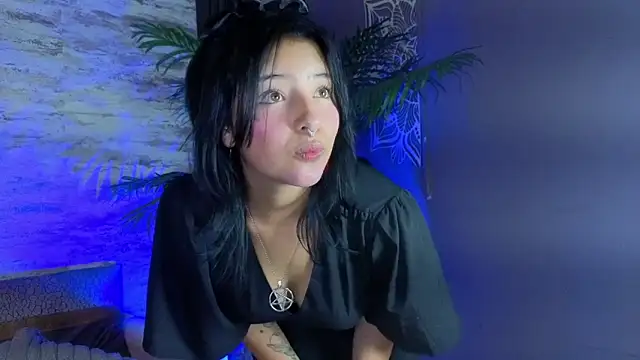 lsa dolly nyx online show from 04/23/26, 07:27