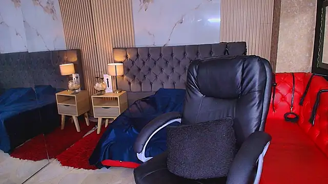 ZafiraVelvet online show from 04/18/26, 07:58