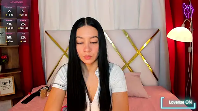 Lila-pinkky online show from 04/20/26, 11:46