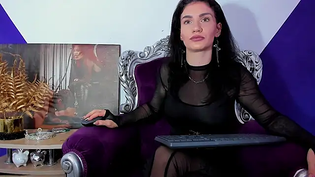 Snapshot of MistressKasandra chatting on 06/25/26, 04:12 MistressKasandra online show from 06/25/26, 04:12