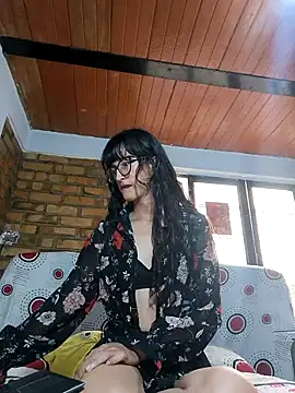 Friends with benefitsss online show from 04/16/26, 09:39