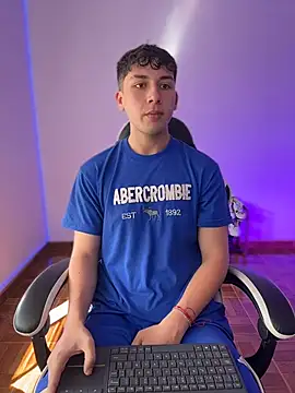 OLIVER K online show from 04/16/26, 07:14