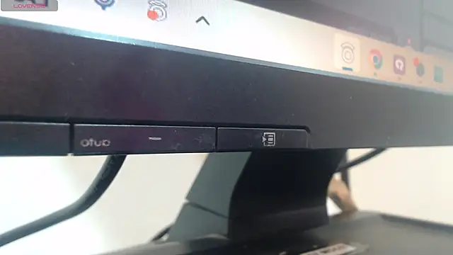 zoe lov1 online show from 04/22/26, 12:50