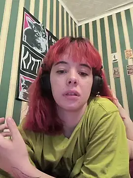 amberrrdolll  online show from 04/23/26, 05:59