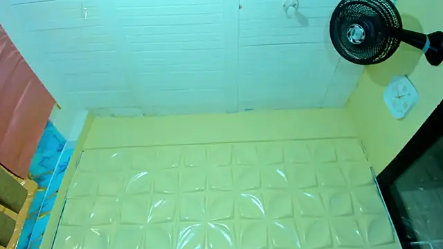 carlos vegaa online show from 04/18/26, 07:58