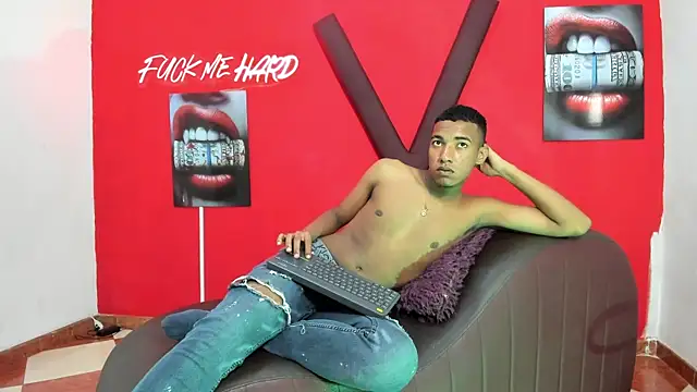 BLACK BOYS1 online show from 04/21/26, 02:51