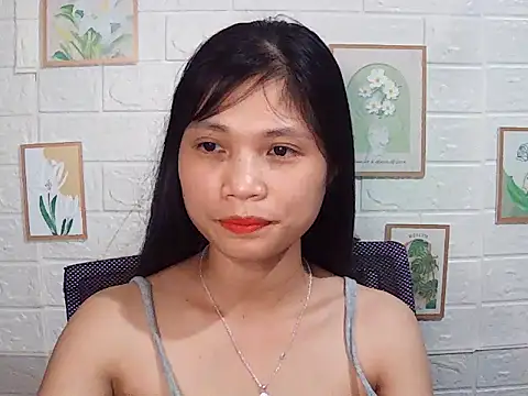 -Lucie-e online show from 05/15/26, 07:26