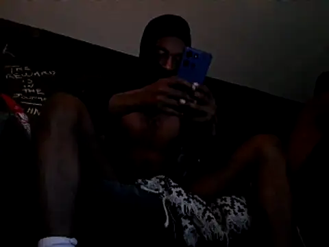 SkinnnyBlack online show from 04/21/26, 05:03