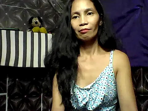 Honeychel online show from 04/18/26, 12:03