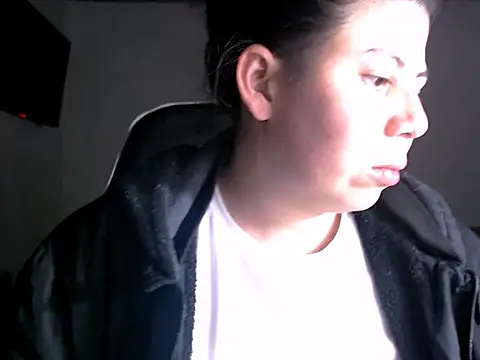 katiaerotic online show from 04/19/26, 01:49