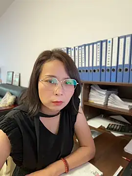 Snapshot of lisha521 chatting on 06/26/26, 12:48 lisha521 online show from 06/26/26, 12:48