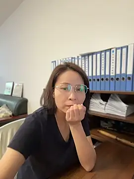 Snapshot of lisha521 chatting on 07/23/26, 01:58 lisha521 online show from 07/23/26, 01:58