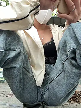 Rosa-x online show from 04/24/26, 02:03