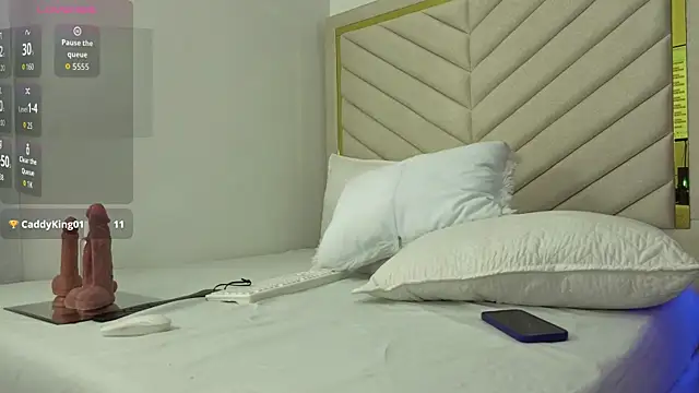 Alahia 25 online show from 04/23/26, 12:29