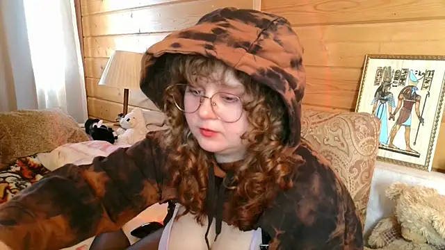 Sara del Sun online show from 04/22/26, 08:06