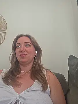 Snapshot of arielsweetieee chatting on 07/25/26, 09:29 arielsweetieee online show from 07/25/26, 09:29