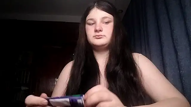 BeatriceMolands online show from 04/23/26, 06:32