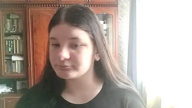 Snapshot of BeatriceMolands chatting on 05/19/26, 01:39 BeatriceMolands online show from 05/19/26, 01:39