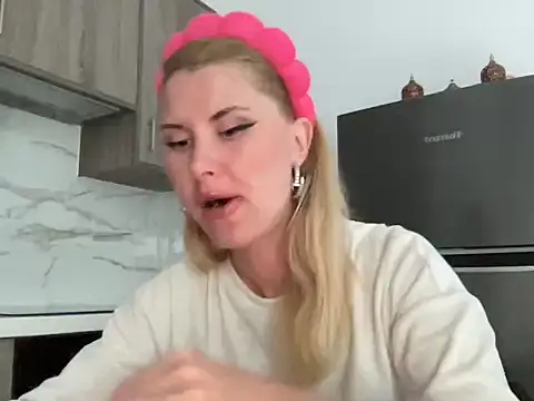 Monica-Arden online show from 04/28/26, 03:06