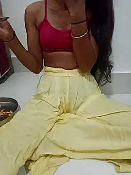 Riya rani7 online show from 04/20/26, 11:39