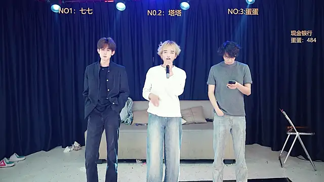 Superboy889 online show from 04/22/26, 08:32