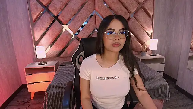 Susan Voltaire online show from 04/17/26, 11:35