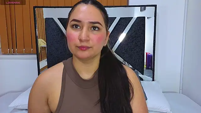 Snapshot of sofiagregorie chatting on 05/07/26, 11:59 sofiagregorie online show from 05/07/26, 11:59