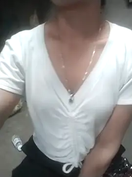 Zara-Lina online show from 04/24/26, 03:09