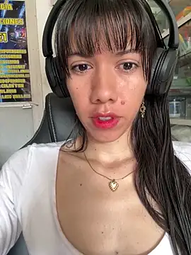 drea-an online show from 04/23/26, 01:57