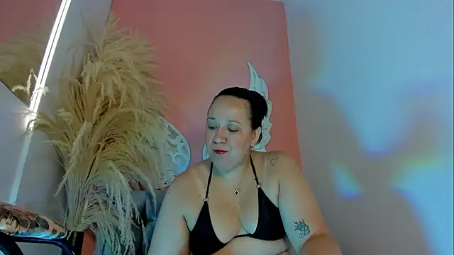 thiccylexxy  online show from 04/23/26, 12:29