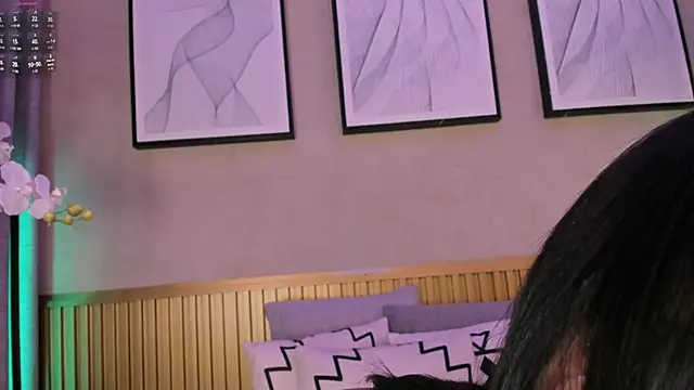 Paloma Luna online show from 04/23/26, 11:53