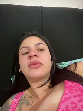 Snapshot of Livia-cortez chatting on 05/12/26, 12:46 Livia-cortez online show from 05/12/26, 12:46