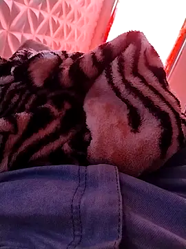 phzada22 online show from 04/16/26, 05:36