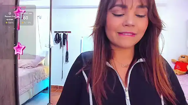 megan poe  online show from 04/21/26, 06:01